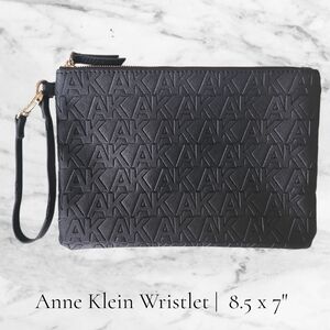 Anne Klein | Black Embossed Wristlet